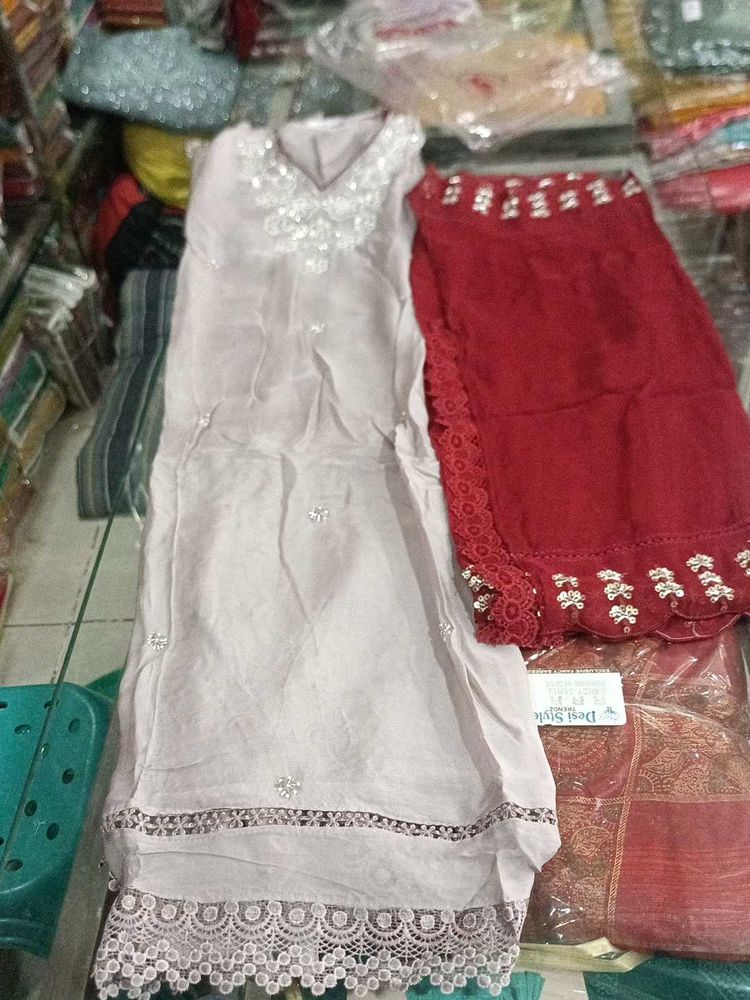Elegant Embroidered Salwar Kameez Set