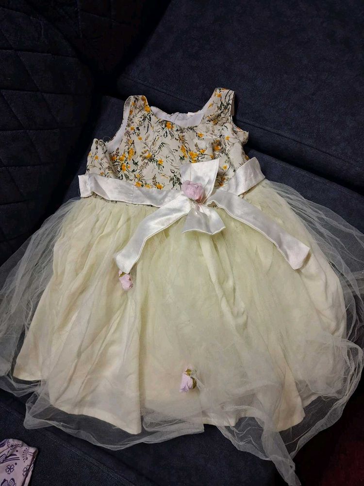 2 To 4 Yer Baby Dress