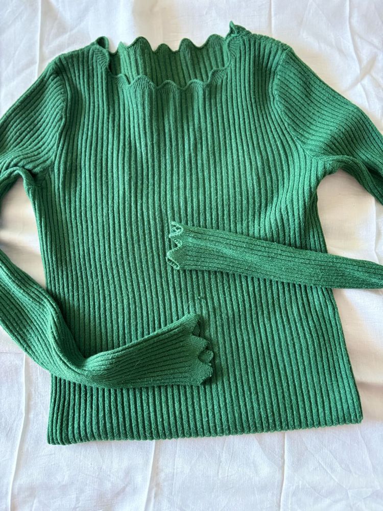 Green Sweater Top