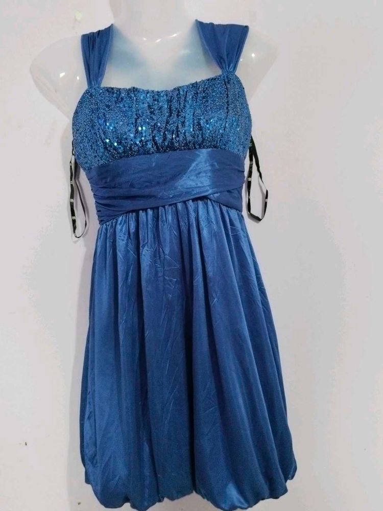 DAMN BEAUTIFUL NAVY BLUE DRESS