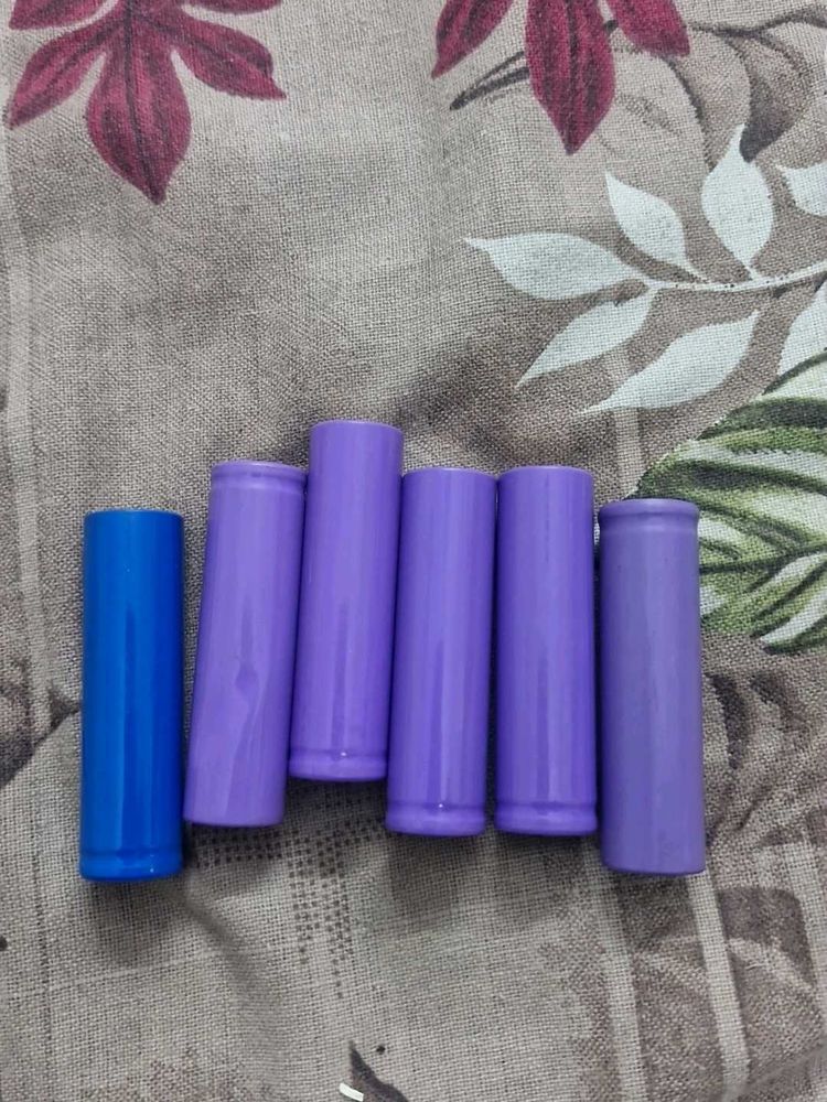 Rechargeable Batteries Working  Or Not Idk