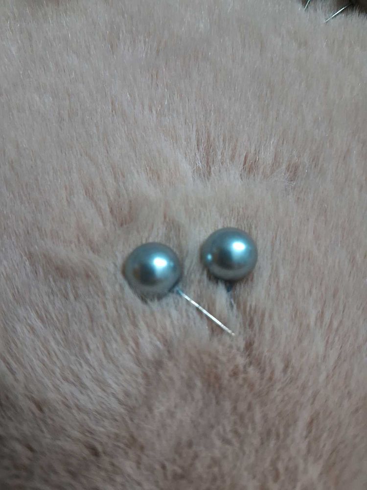 Grey Studs