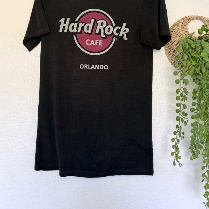 HARD ROCK CAFE T shirt  👕 for Men and Women 🔥