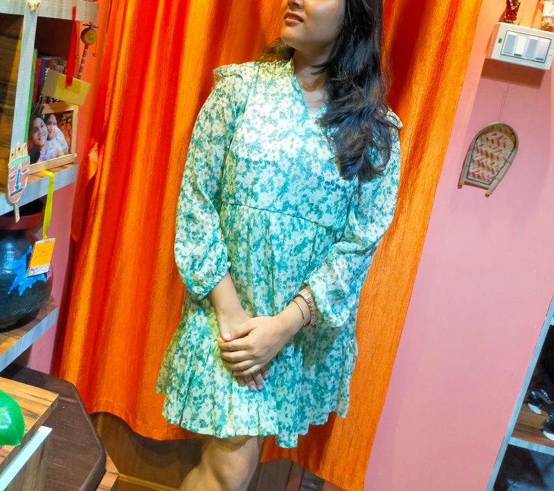 💚 PLUSS flared mini dress. sale!!!