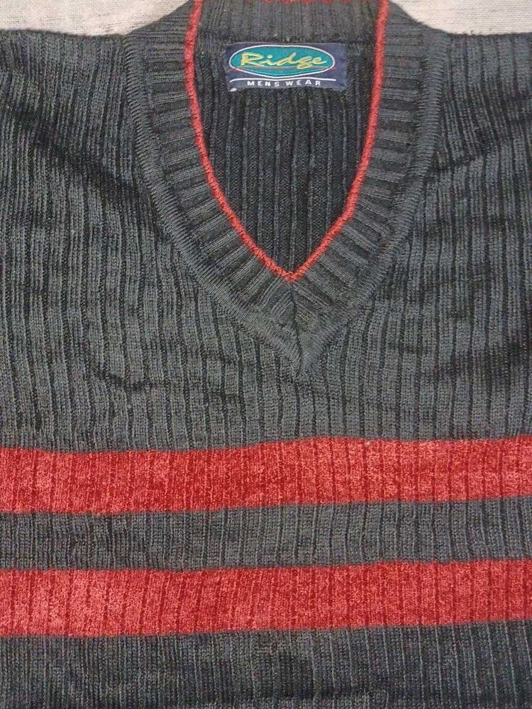 Ridge V-Neck Sweater