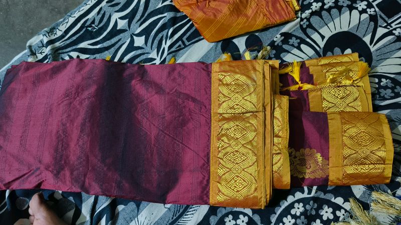 Saree With Blouse