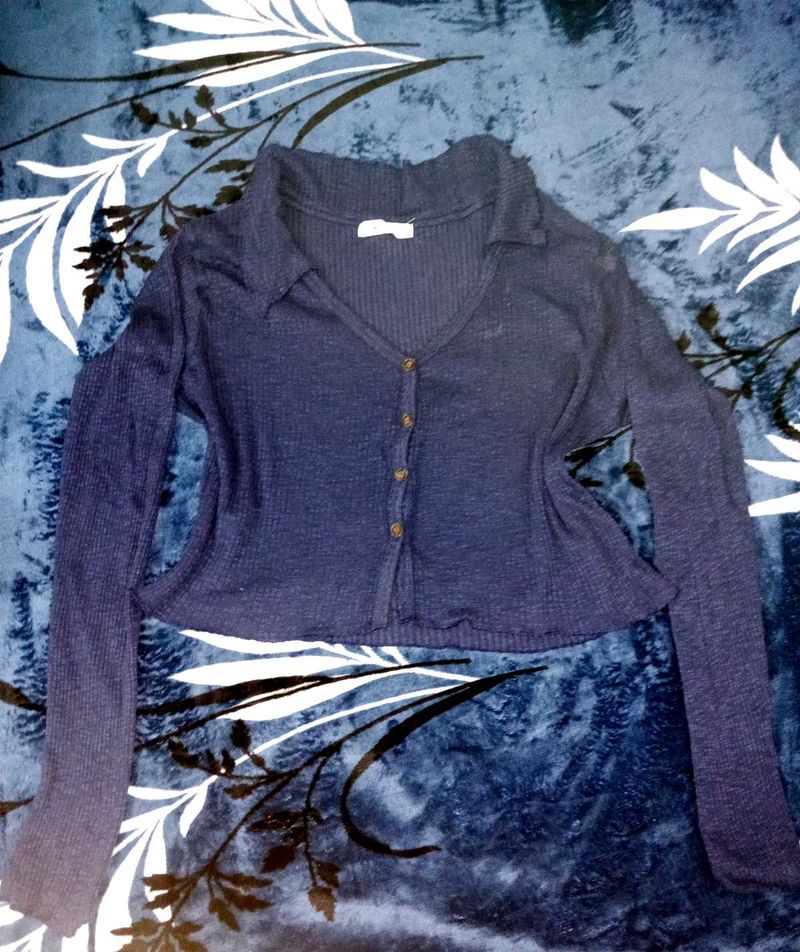 Vintage Blue Button-Down Henley top 💙