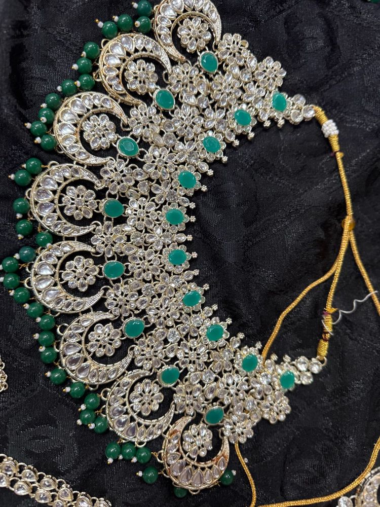 8 Piece Bridal Jewellery