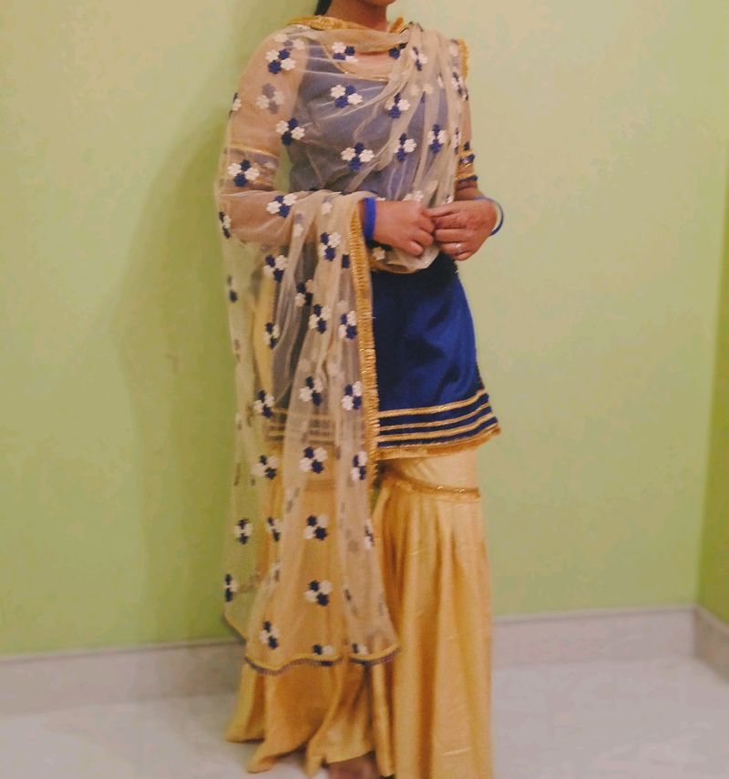 Sarara Suit