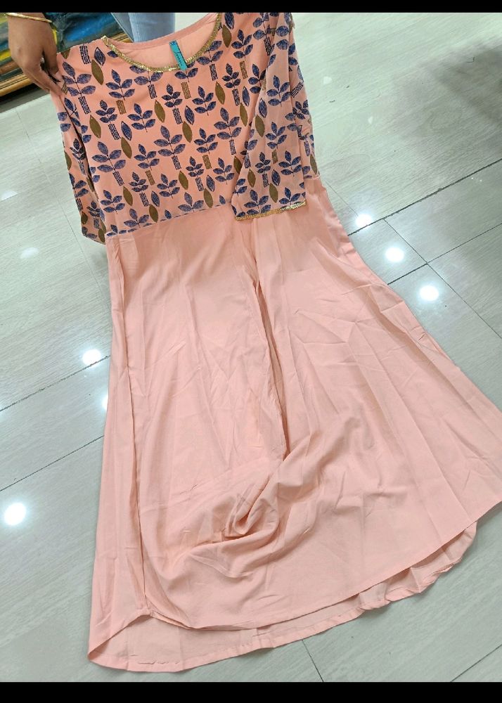 Crep Anarkali Kurti