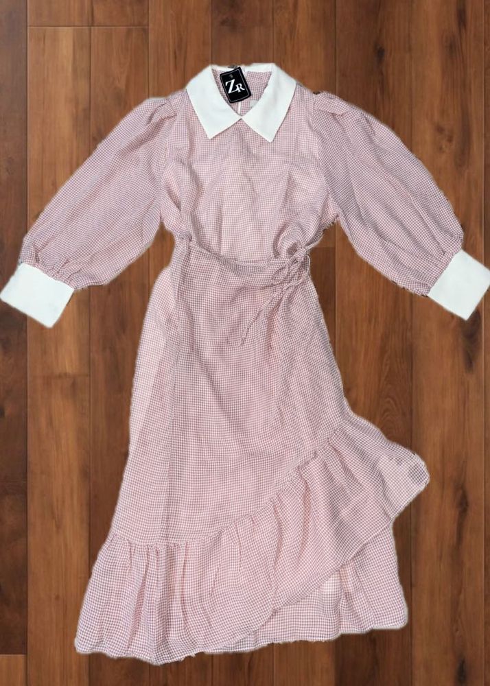 Chic Peach Gingham Dress