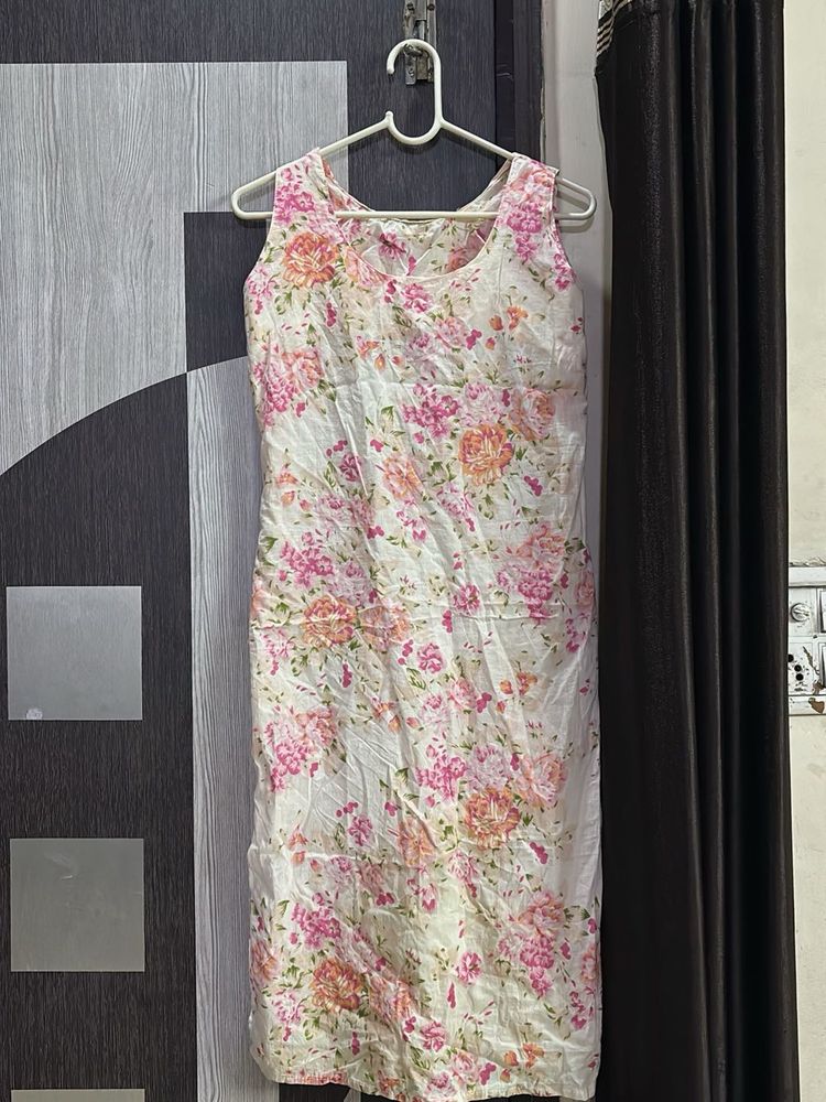 Floral Sleeveless kurti