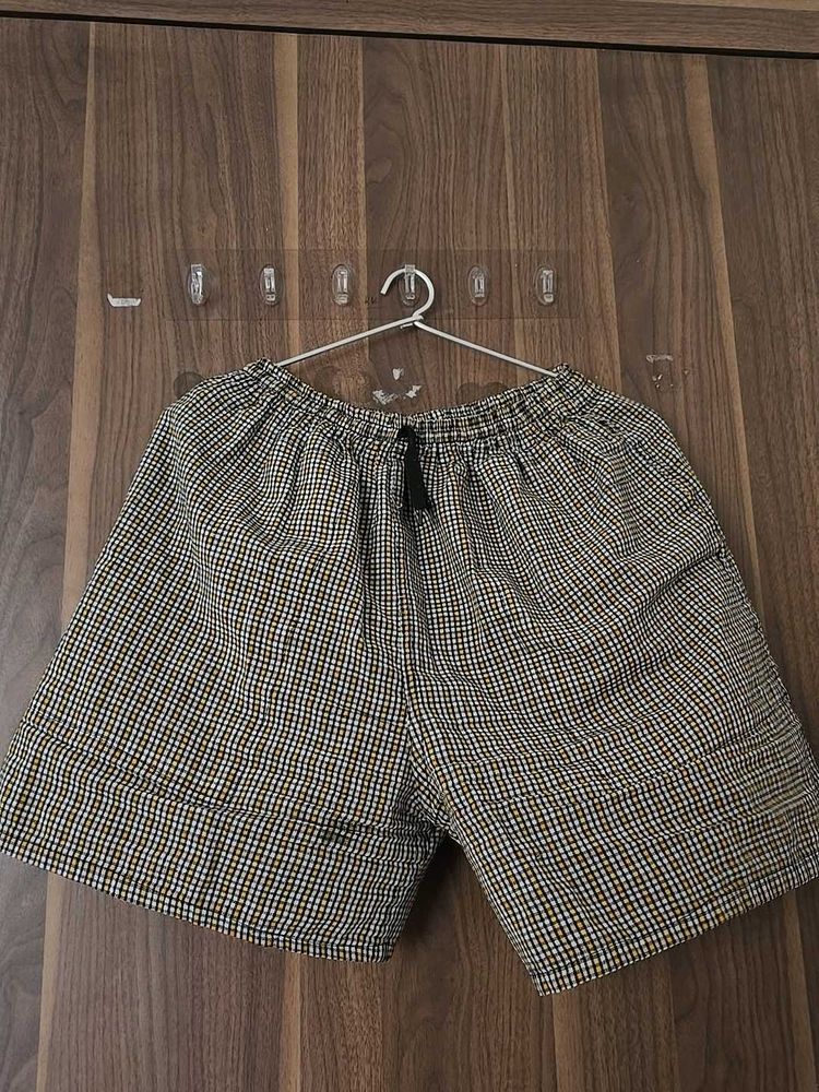 Checked Comfy Daily Wear Shorts