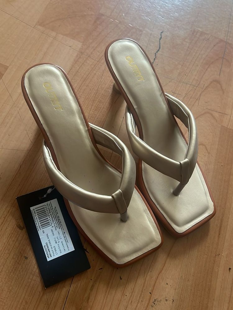 Pretty Western/ethnic Kitten Heel Sandals