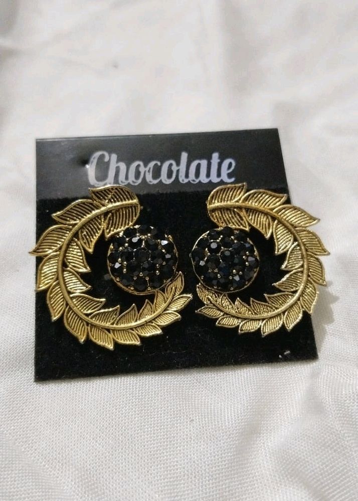 Black Studs