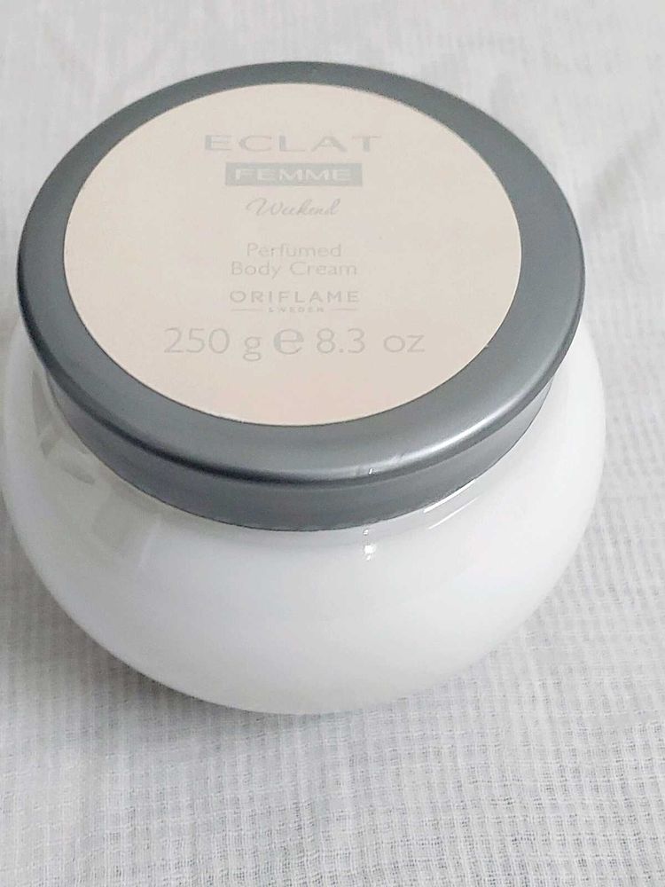 Oriflame Eclat Femme Weekend Cream