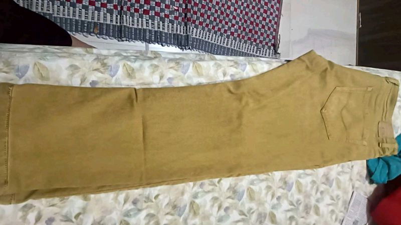 Mustard Jeans For Man 🌞