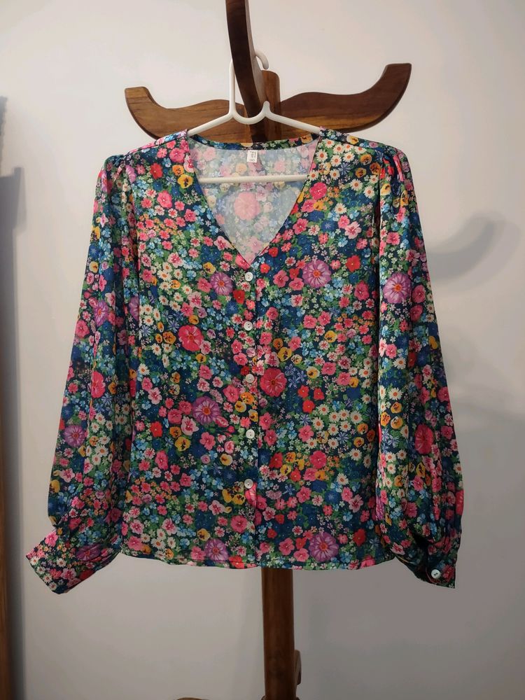 FLORAL TOP
