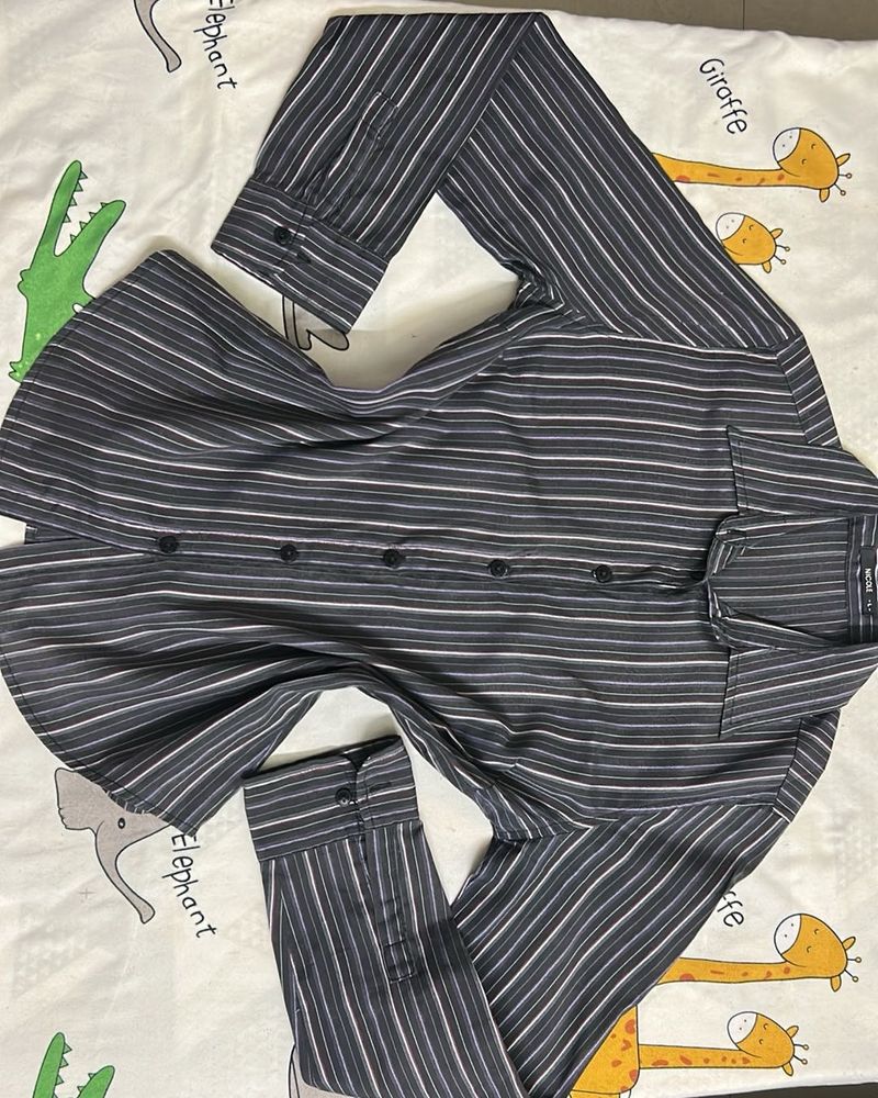 Y2K Fitted Striped Shirt