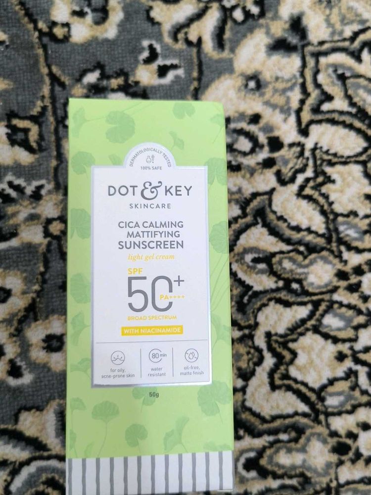 Cica Calming Mattifying Sunscreen