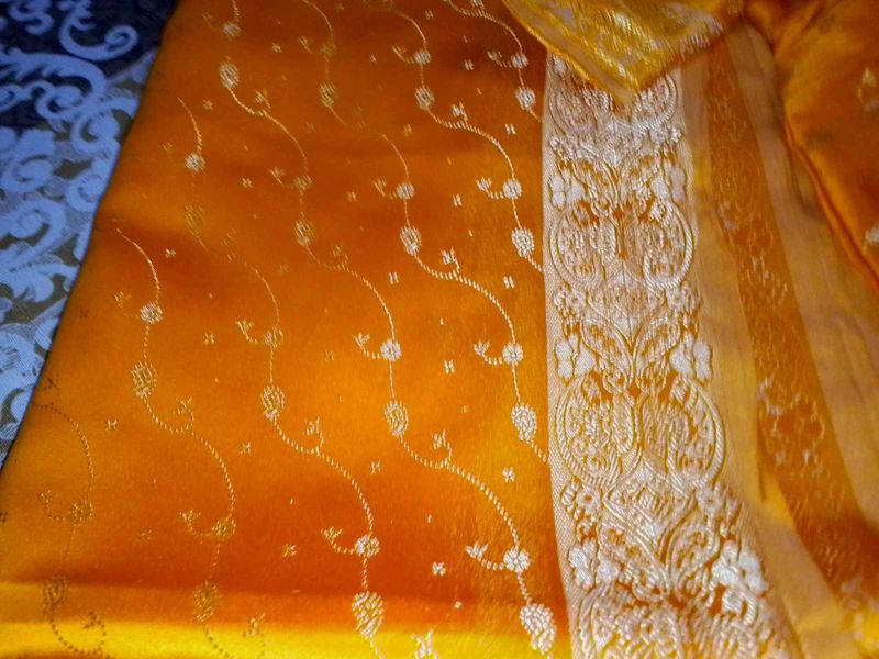 Orginal Banarsi  Saree Totally New