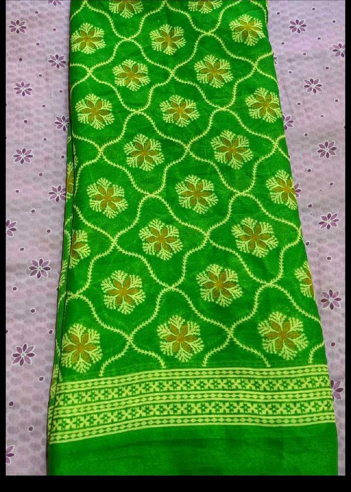 7 Green Floral Saree With Blouse