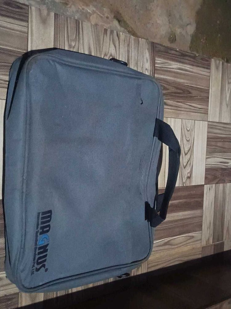 Magnus Laptop Bag