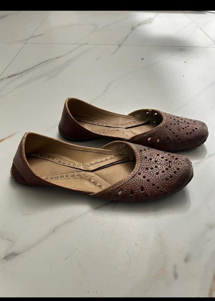 Brown Jutti