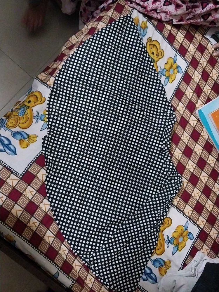 Black Dotted Skirt  For 7 TO 8 YEARS GIRLS