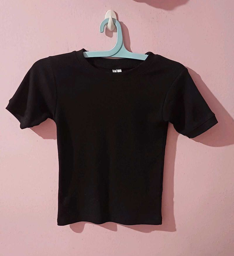 Basic Black T-shirt