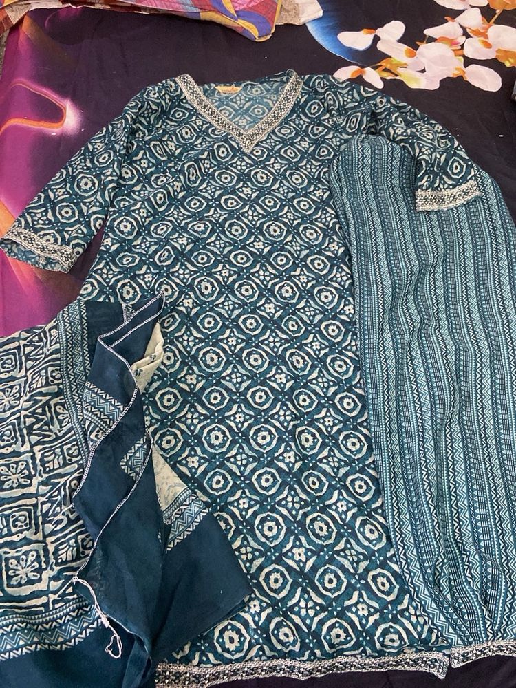 Elegant Printed Kurta Set
