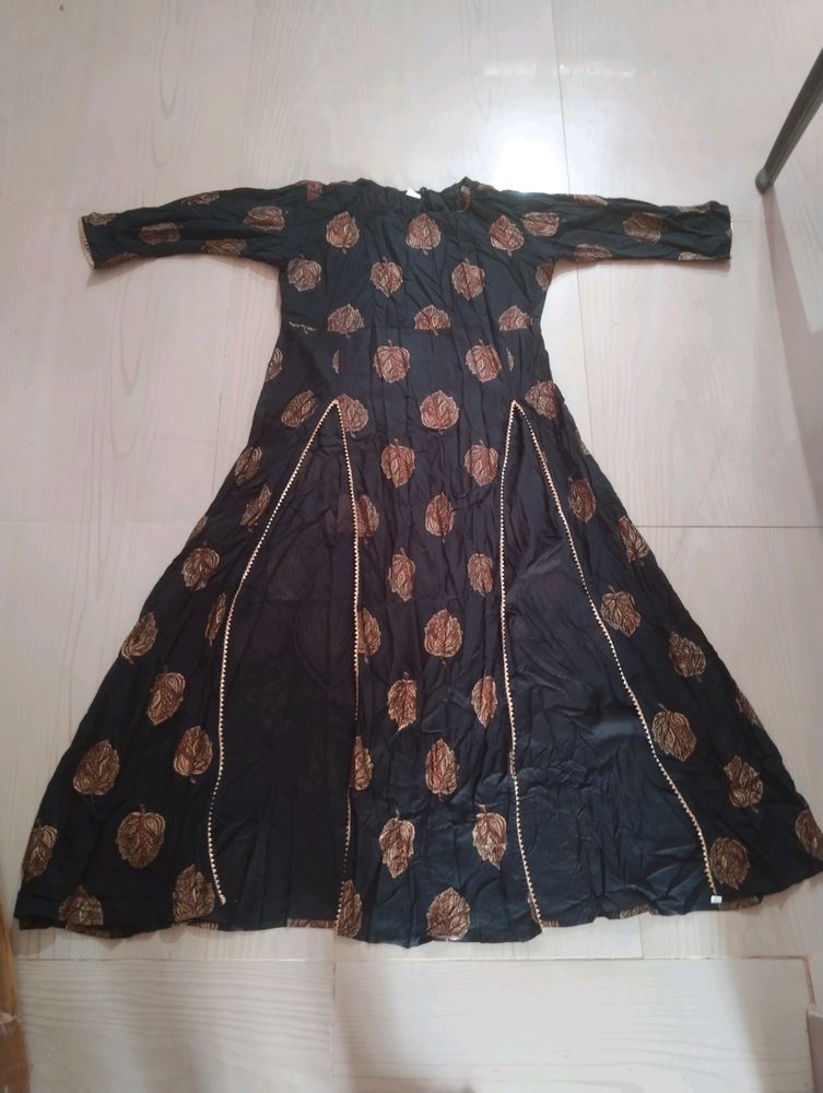 Women&#39;s Stylish Kurti