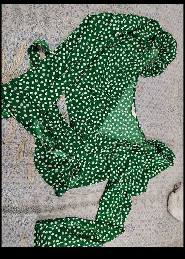 Berry lush Green Doted Top
