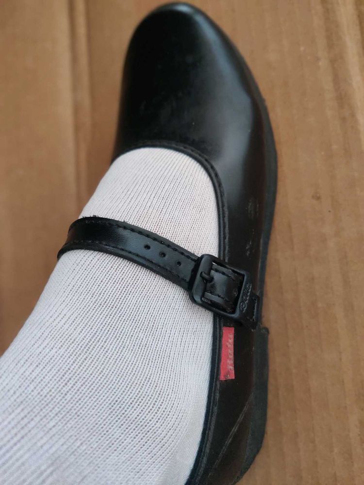 Bata school shoe