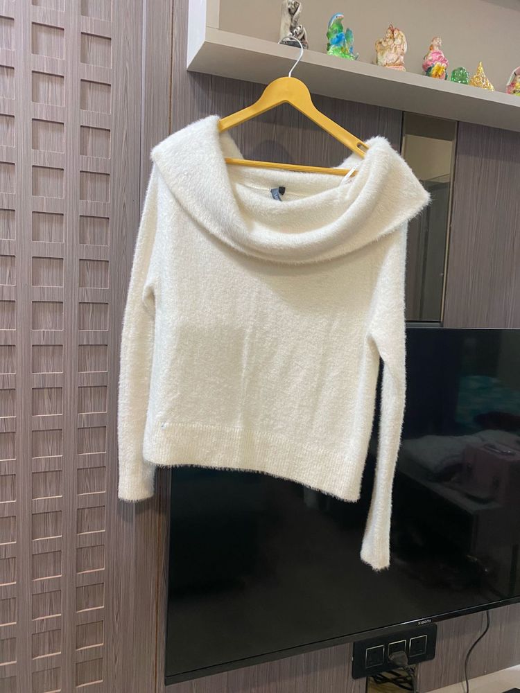 Off-Shoulder Knit Sweater