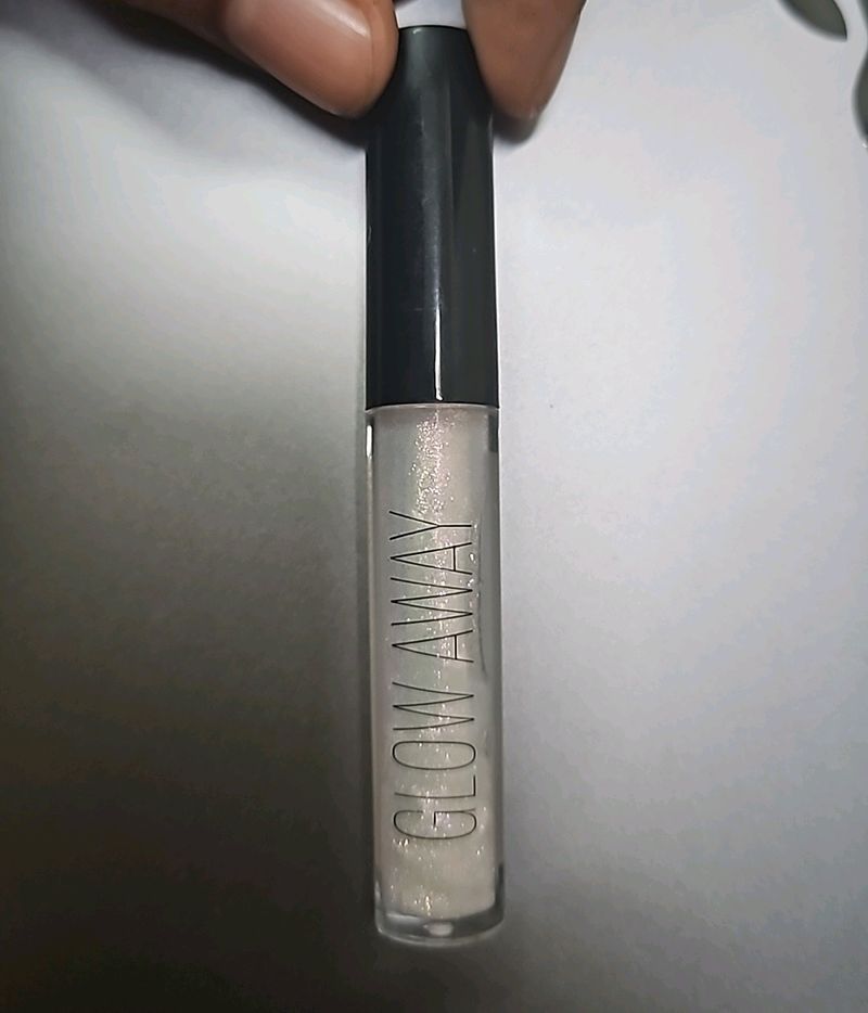 H&amp;M Lipgloss Glow Away