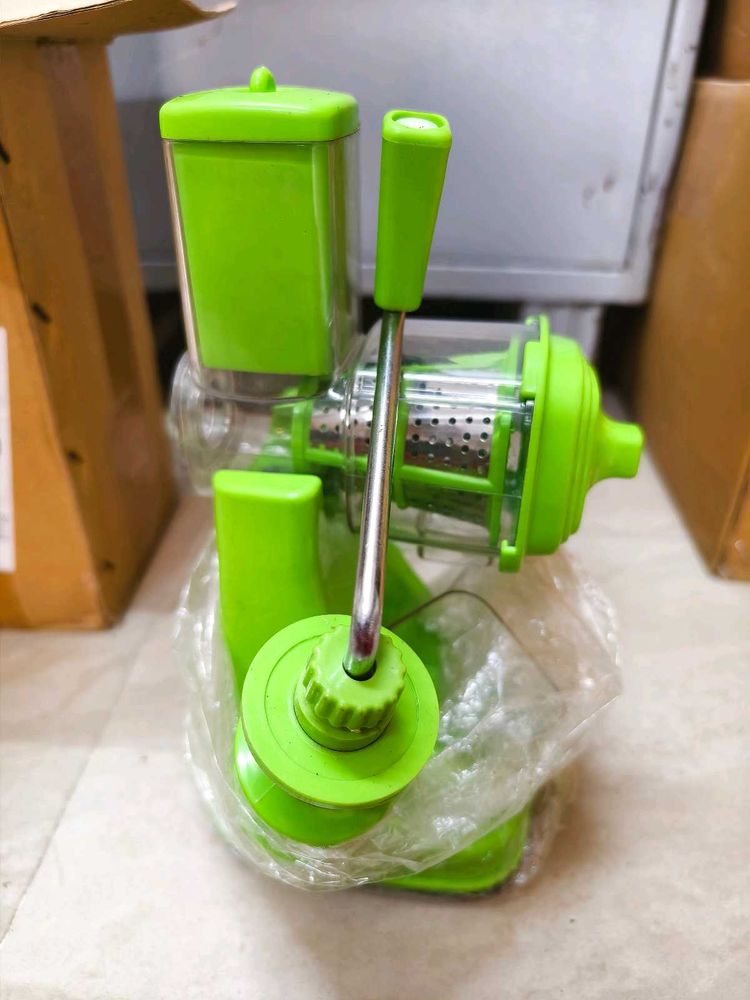 Fruit &amp; Vegetable Juicer💚