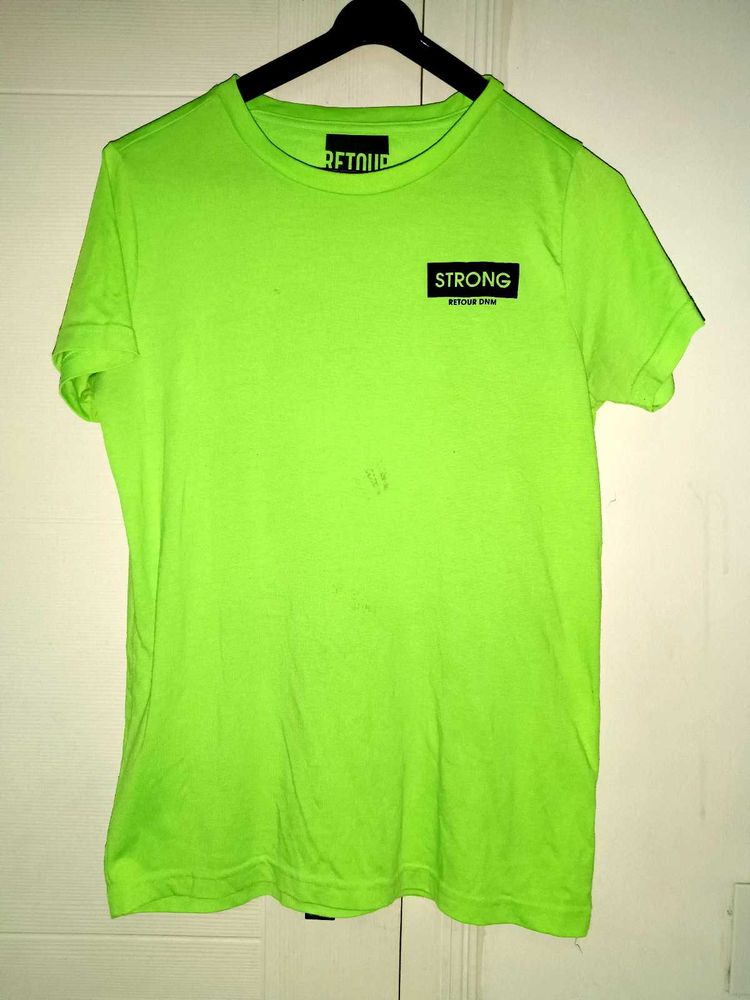neon sports wear top for women