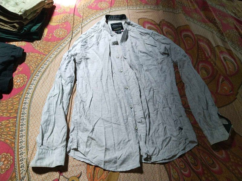 Men&#39;s Casual Shirt