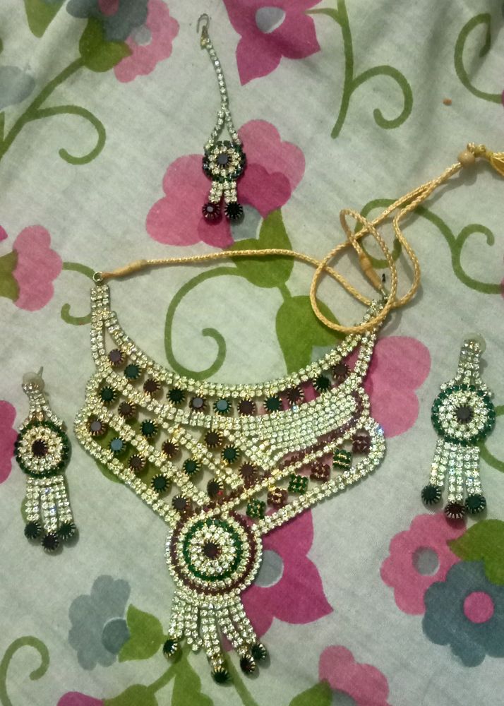 Necklace Set