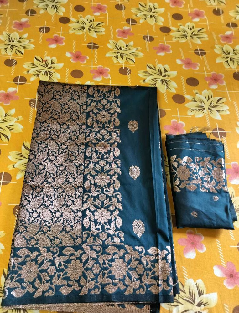 Elegant banarasi Saree( unstitched blouse)