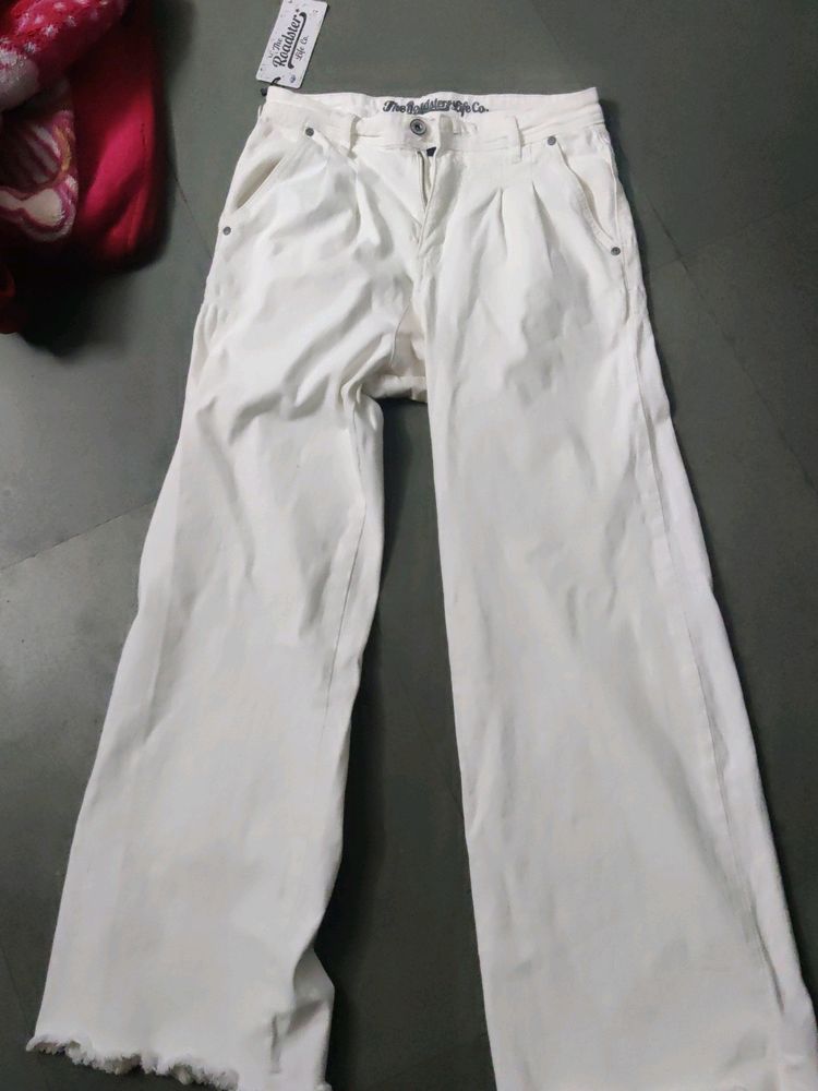 Roadster White Wife Leg Jeans