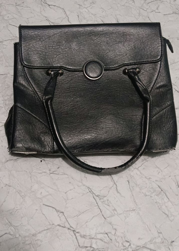 Tai Hong Purse