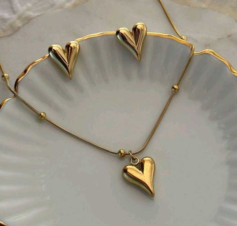 Heart Pendant Necklace &amp; Earrings