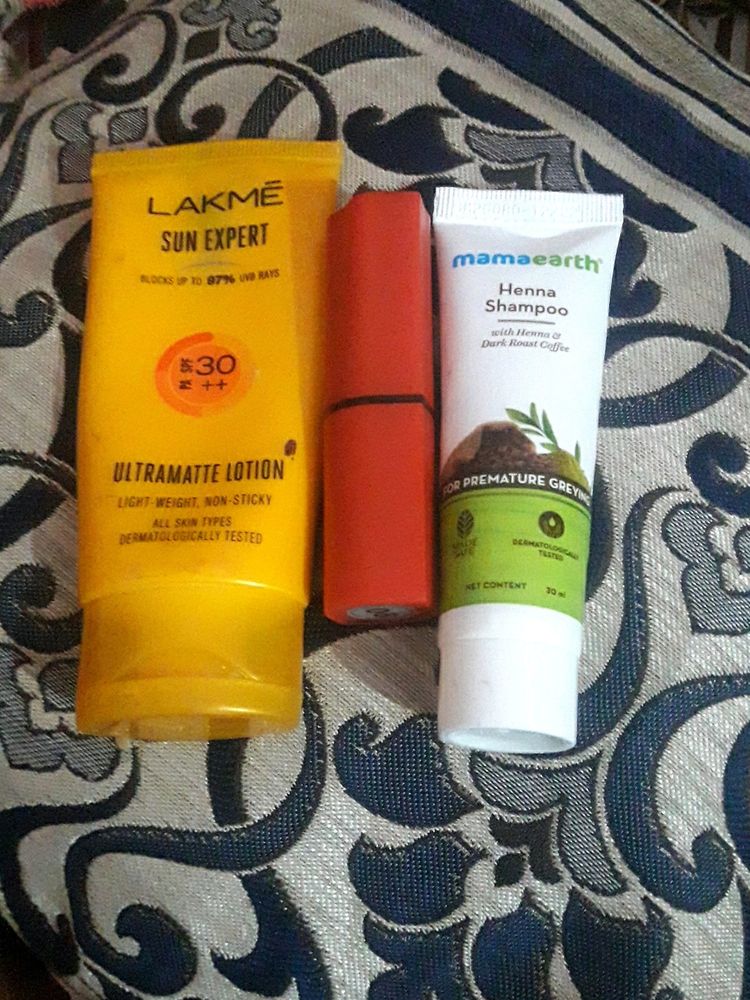 Lakme Sunscream,Mamaearth Heena Shampoo,red