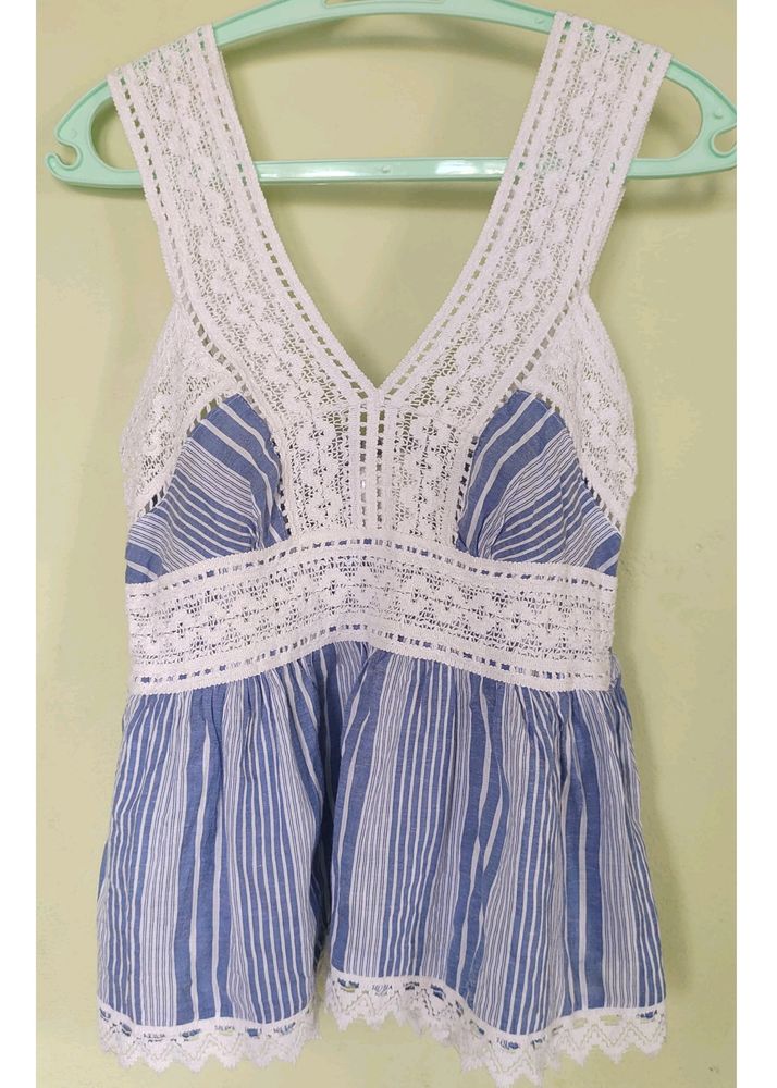 Pinteresty Sleeveless Lace Top