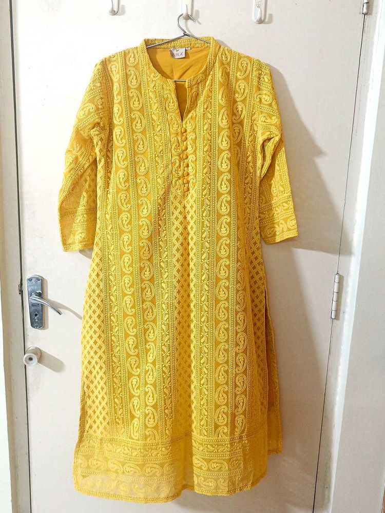 Zola Yellow Embroidered Kurta Size L