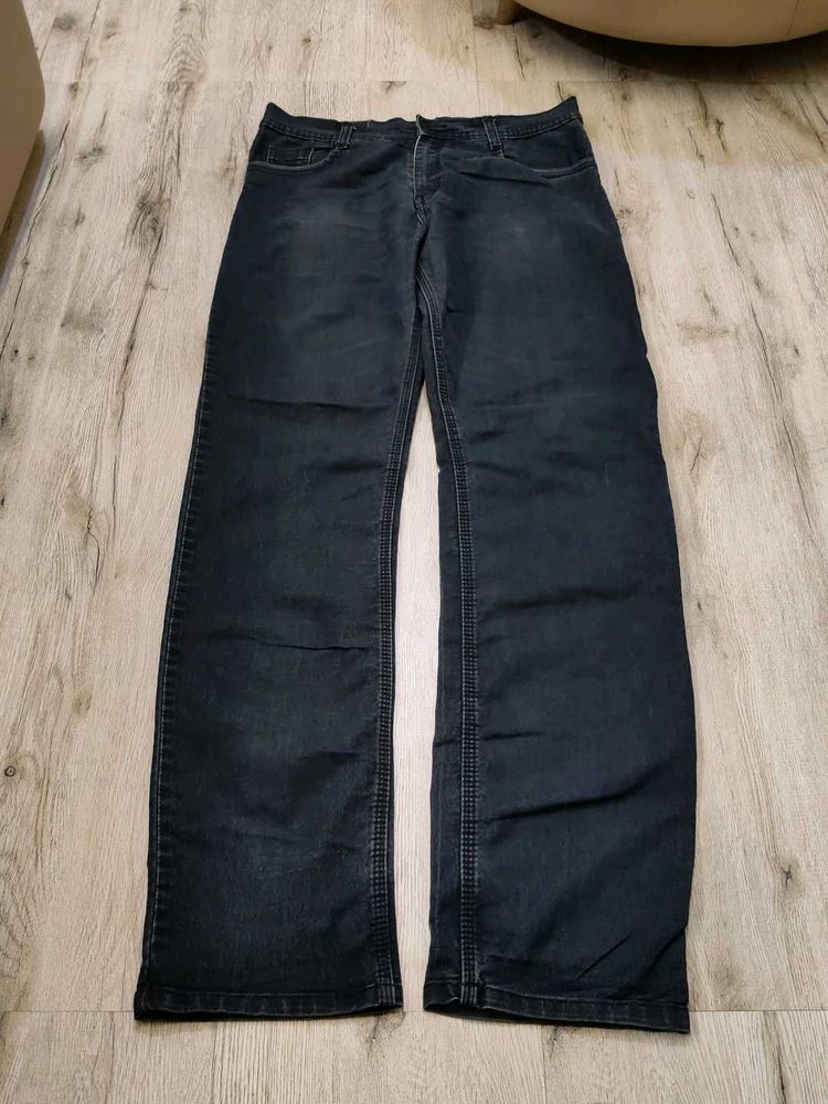 Ma2648 Arpc jeans waist 32 inches