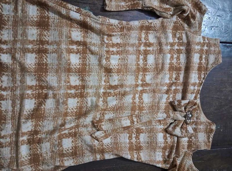 Stylish Top Under 200