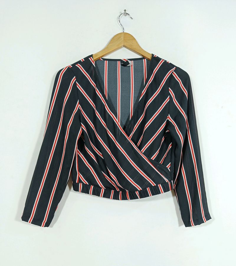 H&amp;M Black,Red and White Stripes Top (Women)
